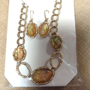 Jones New York Necklace and Earring set